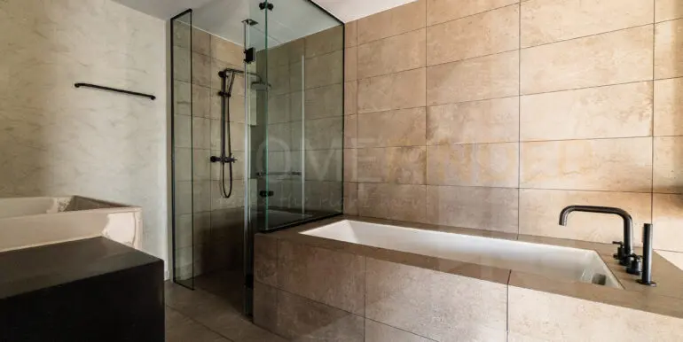 The Loft Asoke (2bed Duplex)-11