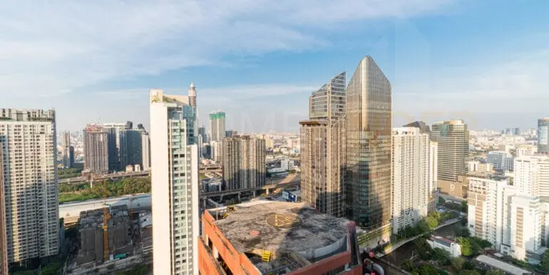 The Loft Asoke (2bed Duplex)-14
