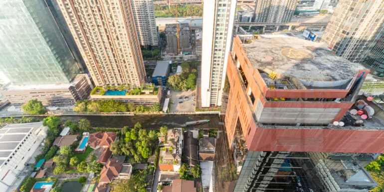 The Loft Asoke (2bed Duplex)-16