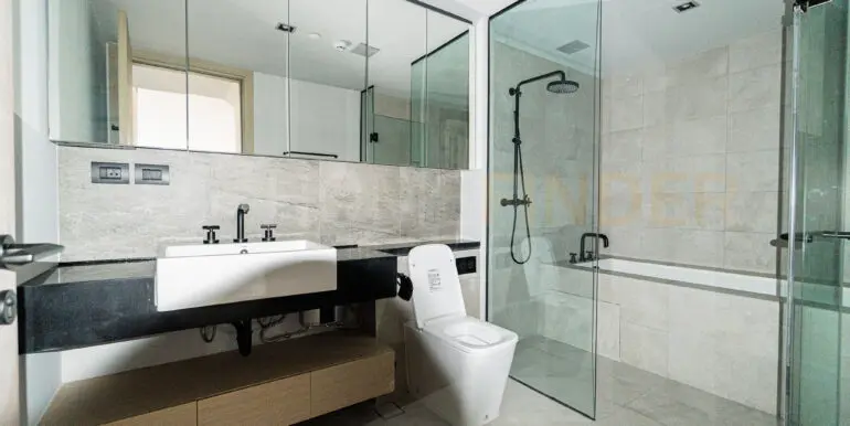 The Loft Asoke (2bed Duplex)-17
