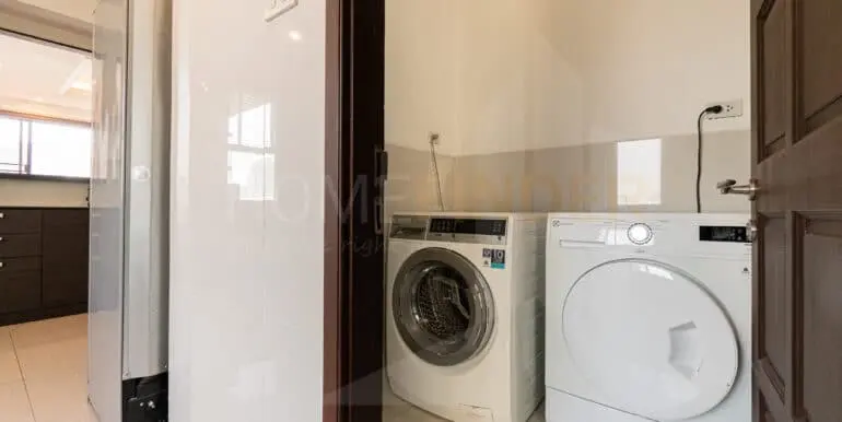 Ploenruedee Residence (Duplex 4bed)-24