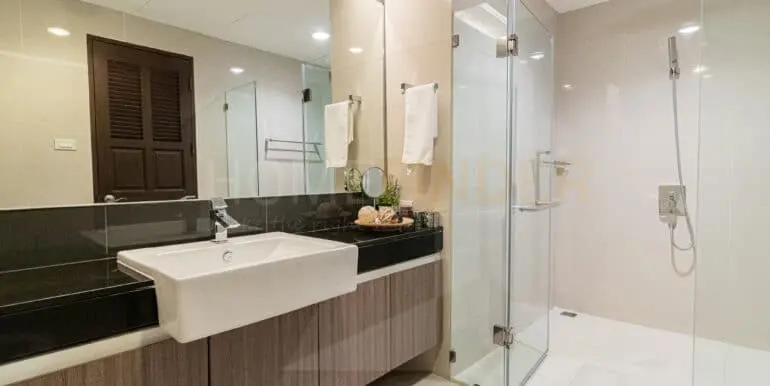 Ploenruedee Residence (Duplex 4bed)-40