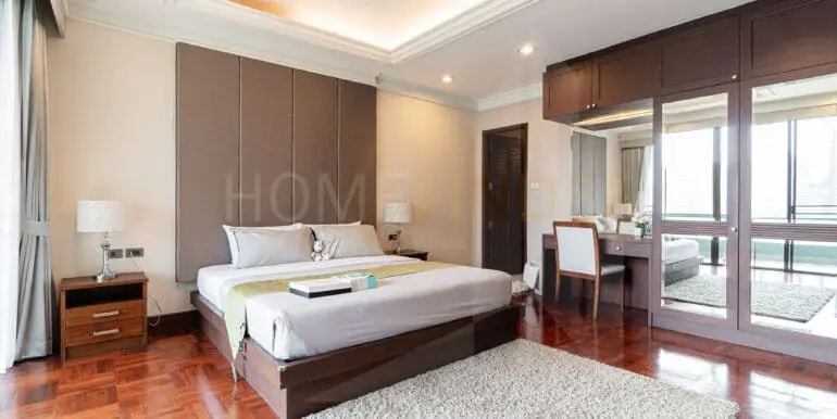 Ploenruedee Residence (Duplex 4bed)-43