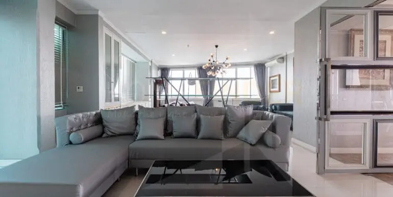 Bangkok River Marina Penthouse-16