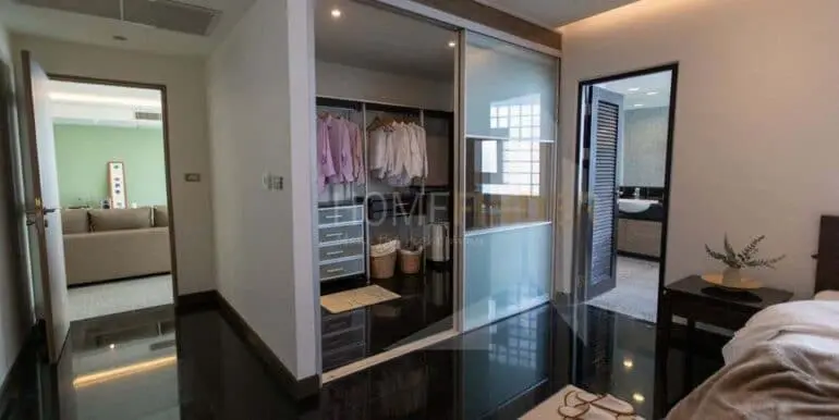 16Seven place residence 3b4b