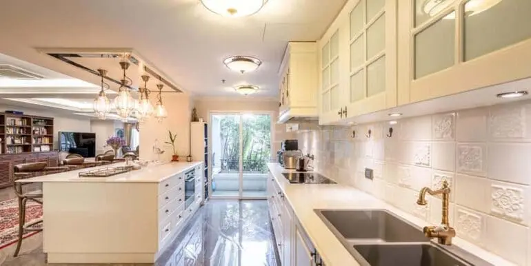 2La Vie En Rose Place 193Sqm 3B3BR