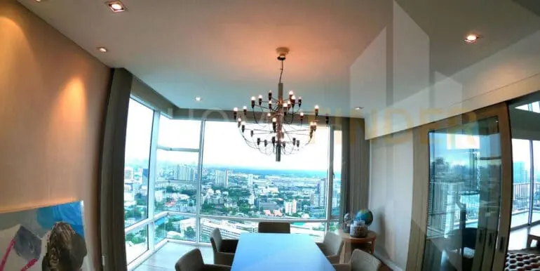 4B5B The fullerton Ekkamai10