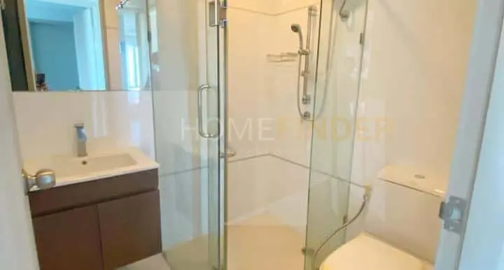 4Thru Thonglor Condominium 2B2B