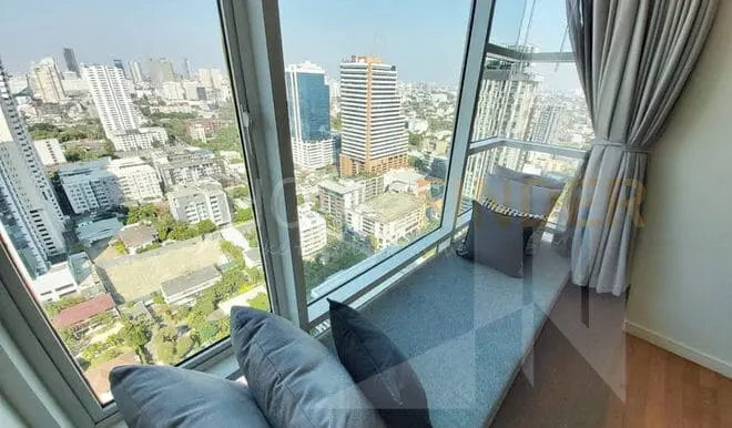 7Fullerton 3 bed 2 Bath