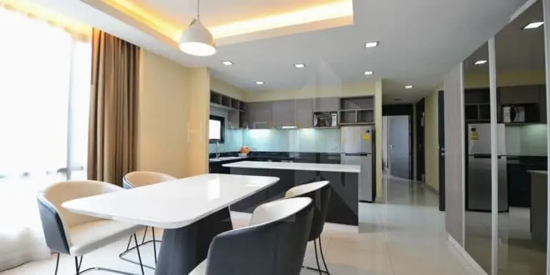 AvatarResSuk7-2BR105sqm-02