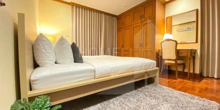 NT Place Sukhumvit Suites7