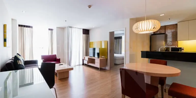 Urbana Langsuan (2bed 90sqm 65k)