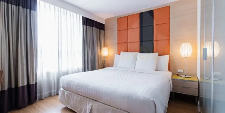 Urbana Langsuan (2bed 90sqm 65k)-9