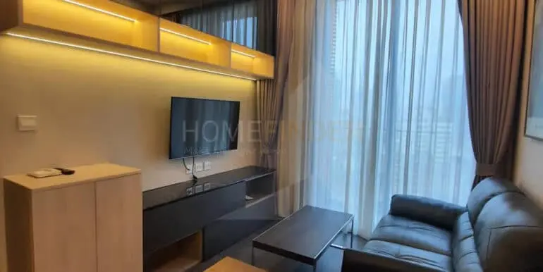 Edge Sukhumvit 23-1BR33sqmFL10-01