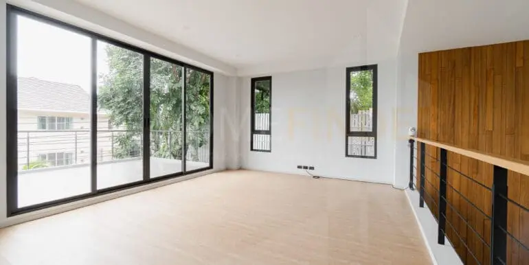 House sukhumvit 71 ซ.ปรีดี26 แยก 11-8