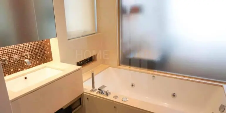 The Address Sukhumvit 28-2BR67sqmFL14A-05