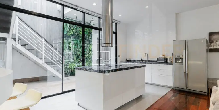 Benviar Tonson Residence (6b 900sqm 300k)-8