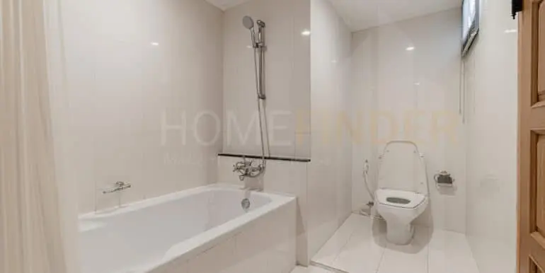 Centre Point Residence Phromphong Bangkok (4bed)-28