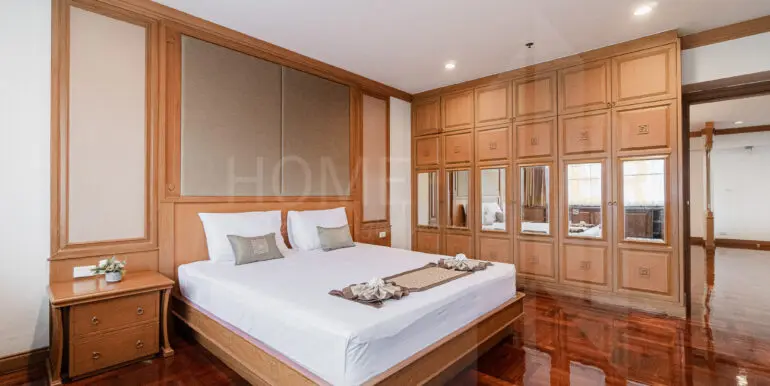 Centre Point Residence Phromphong Bangkok (4bed)-33