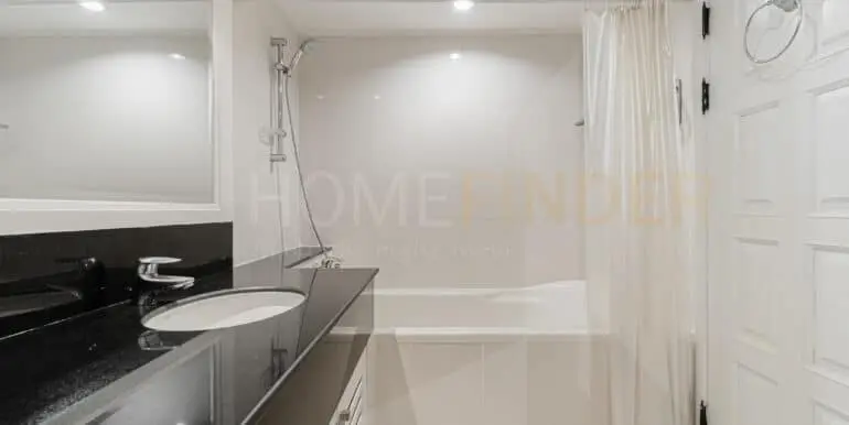 Centre Point Residence Phromphong Bangkok (4bed)-48