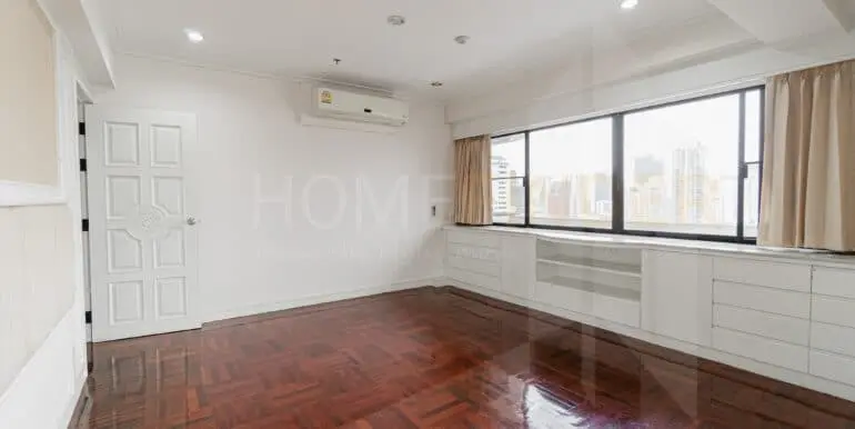 Centre Point Residence Phromphong Bangkok (6bed)-33