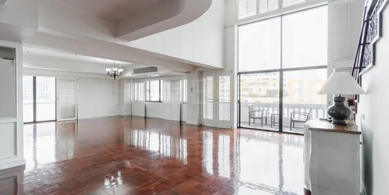 Centre Point Residence Phromphong Bangkok (6bed)-4