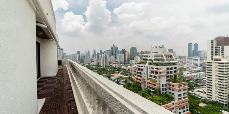 Centre Point Residence Phromphong Bangkok (6bed)-40
