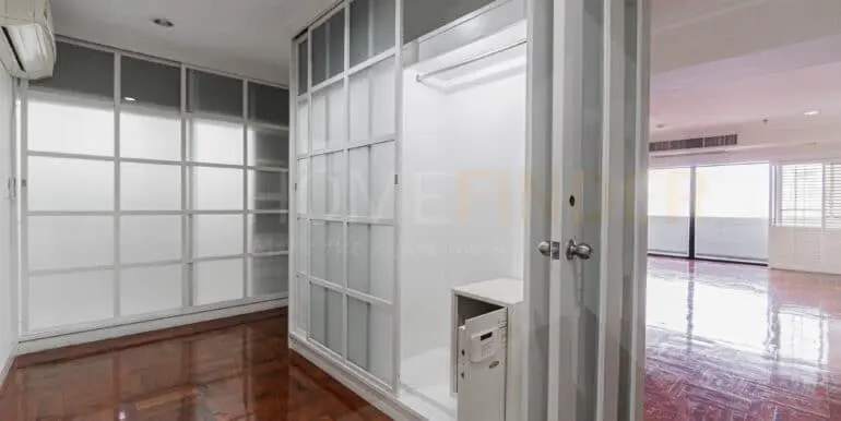 Centre Point Residence Phromphong Bangkok (6bed)-70