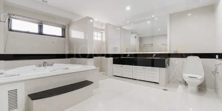 Centre Point Residence Phromphong Bangkok (6bed)-71