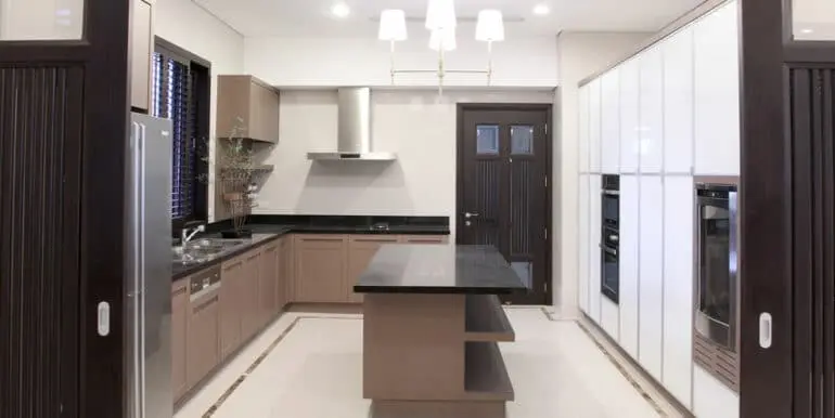 BaanSukhumvit18-4BR5WC455sqm220sqwa-05