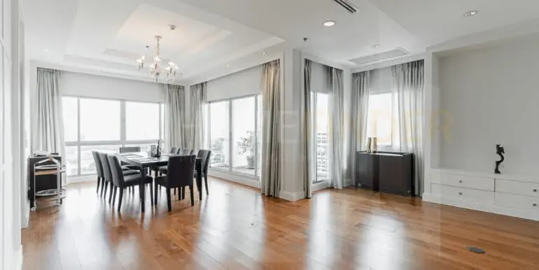 Royal Residence Park (penthouse)-3
