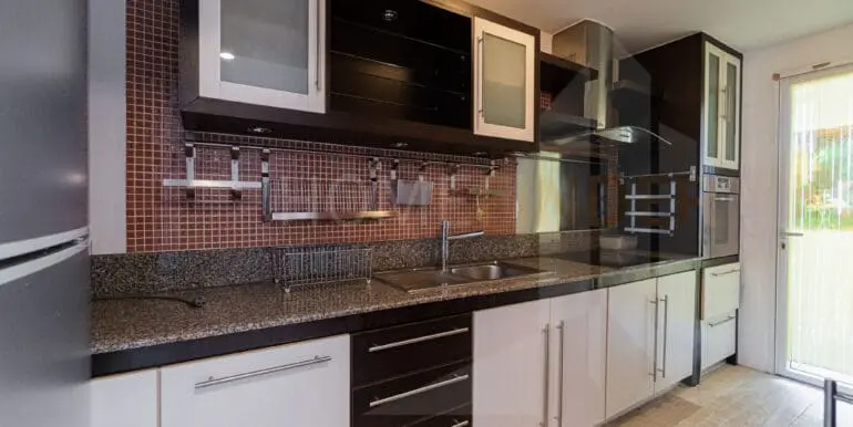 Avenue 61 (2bed 107sqm 50k)-5