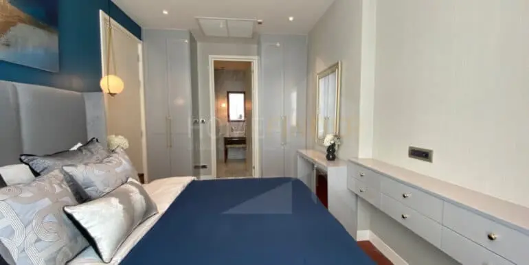 KhunbyYoo-1BR50sqm-03
