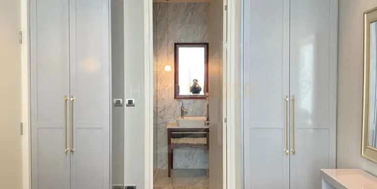 KhunbyYoo-1BR50sqm-06