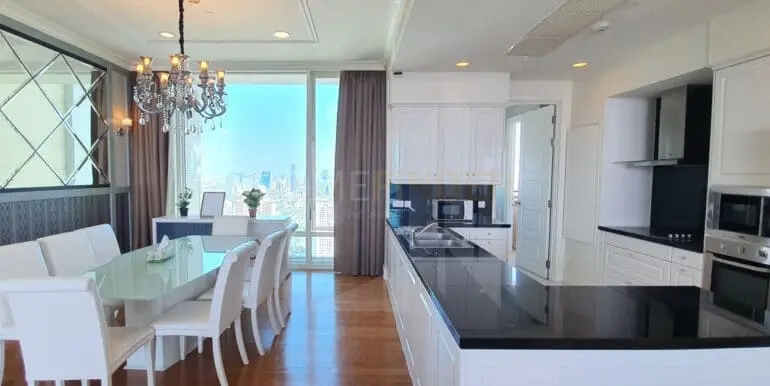 TheRoyceResidence-PH4BR252sqm-01