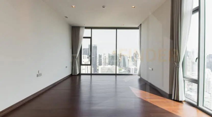 Q 1 Sukhumvit (3b)-28