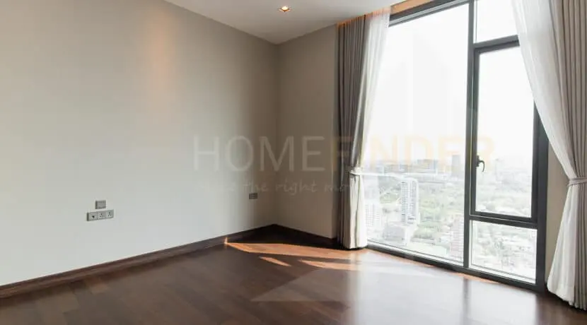 Q 1 Sukhumvit (3b)-49