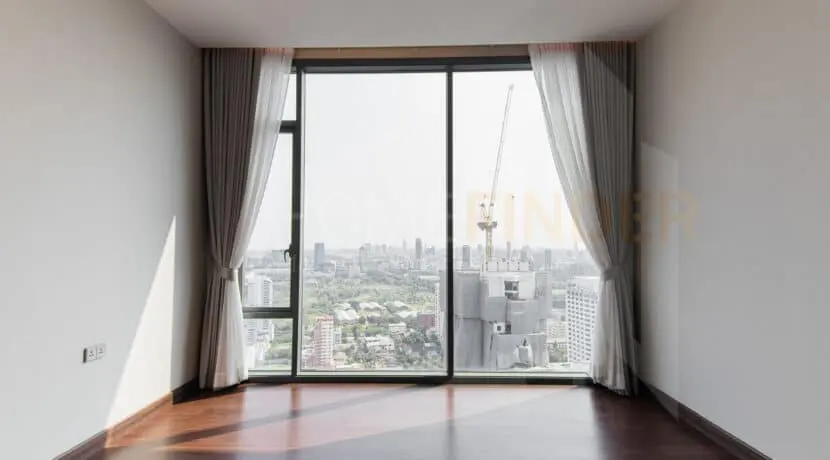 Q 1 Sukhumvit (3b)-58