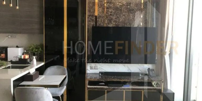 The Esse Asoke - 1BR1WC45sqm - 03