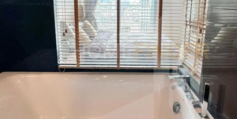 Rhythm Sukhumvit - 1BR1WC45.50 - 04