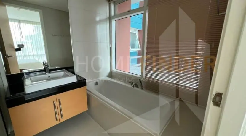 Fullerton Sukhumvit - 2BR2WC96sqm - 05