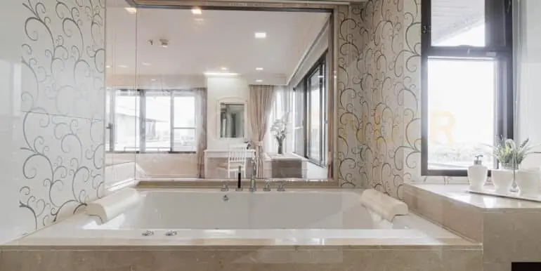 Mayfair Garden (4bed 135k)-27