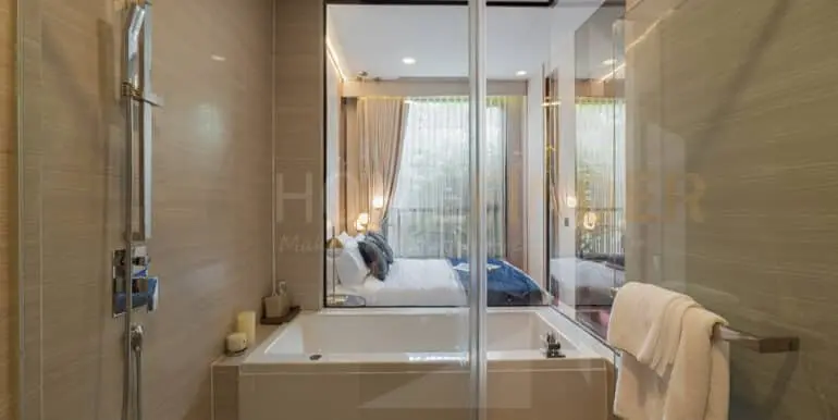 Park Origin Thonglor 32.50 sqm-15