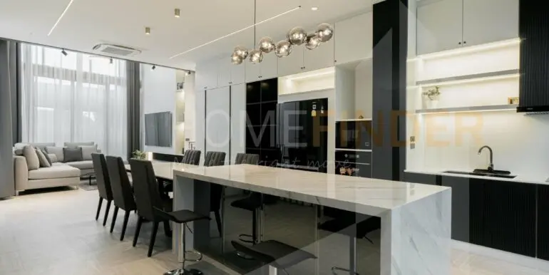 Luxe35 - 3BR4WC400sqm - 03