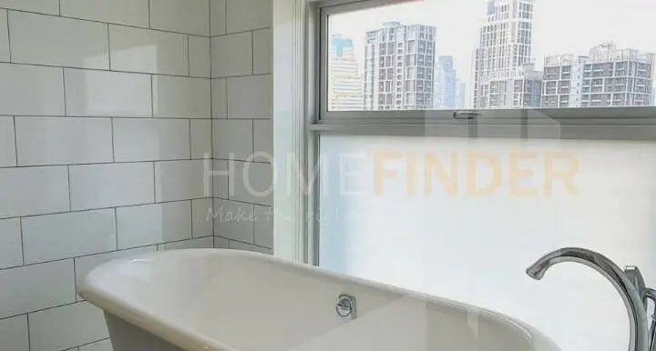 Penthouse Condominium 3 - 3BR4WC250sqm - 07