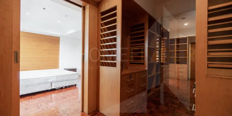 Phirom Garden Residence-13