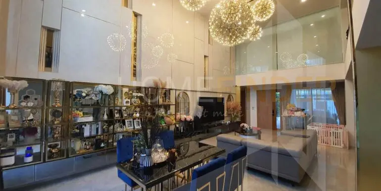 Glam By AssetWise - 3BR4WC385sqm - 02