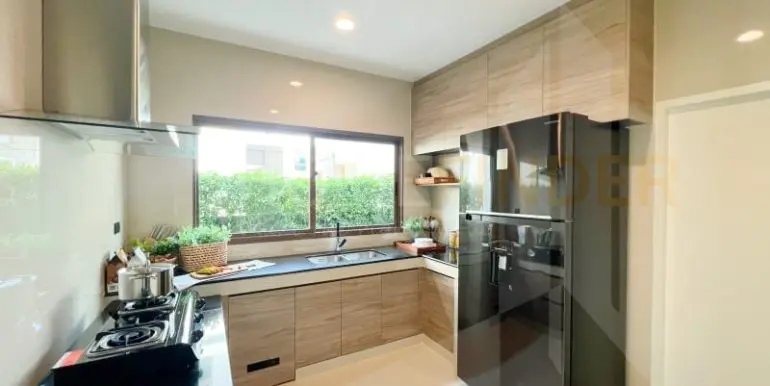 Burasiri Krungthep Kreetha - 5BR6WC374sqm-3