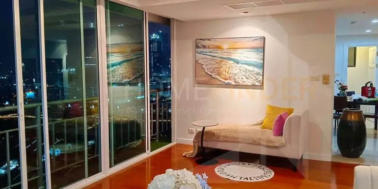 Bright Sukhumvit 24-7