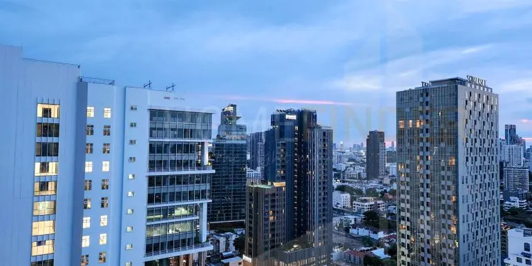 Bright Sukhumvit 24-3